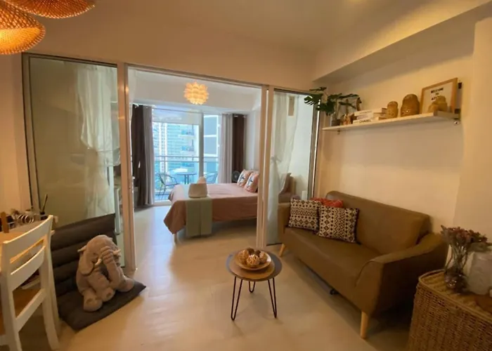 Azure Bali Verde-1bedroom Pool View Апарт-отель