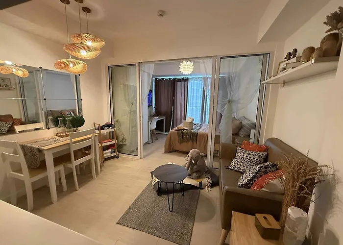 Azure Bali Verde-1bedroom Pool View Манила